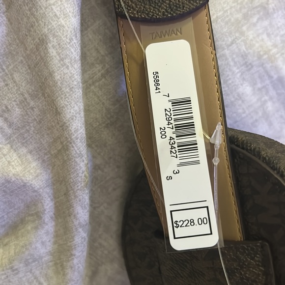 MICHAEl Michael Kors logo belt with coin pouch - Picture 5 of 5